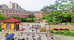 金亨木業建筑模板--恒大八期48班中學工程